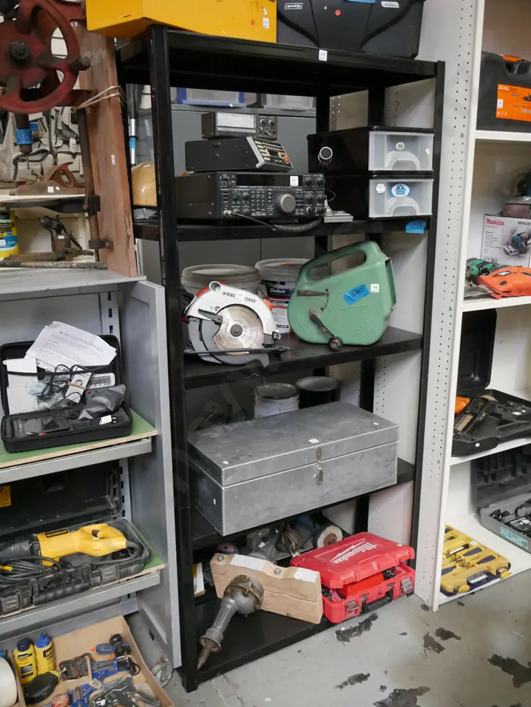 black metal workshop shelves H1830 W925 D330 Image 1++