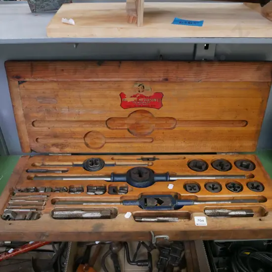 wood cased tap and die set