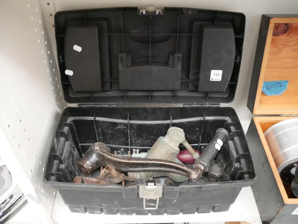 tool box; tap, cast metal handle etc Image 1++