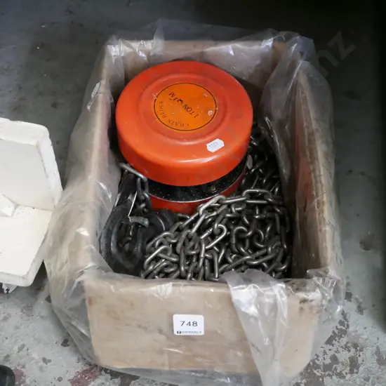 1 tonne block and tackle