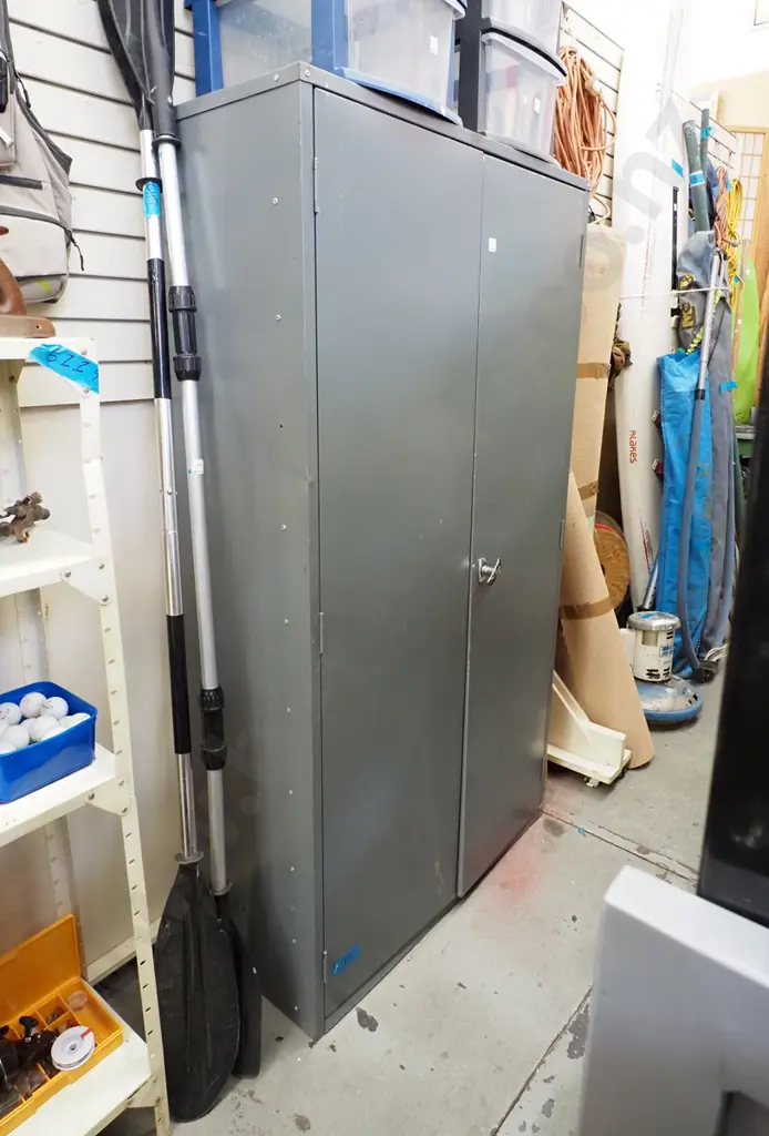 metal 2 door cupboard with internal pigeon holes - no key H1830 W1000 D410 Image 1++