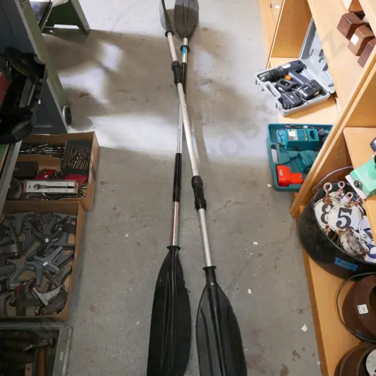 2x collapsable kayak paddles