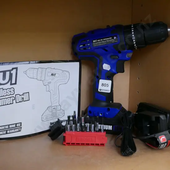 XU1 cordless drill - 1 battery - battery in office