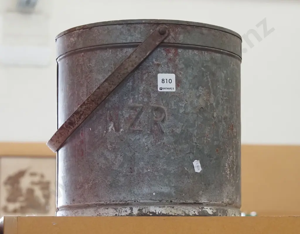 NZR galvanised bucket Image 1++