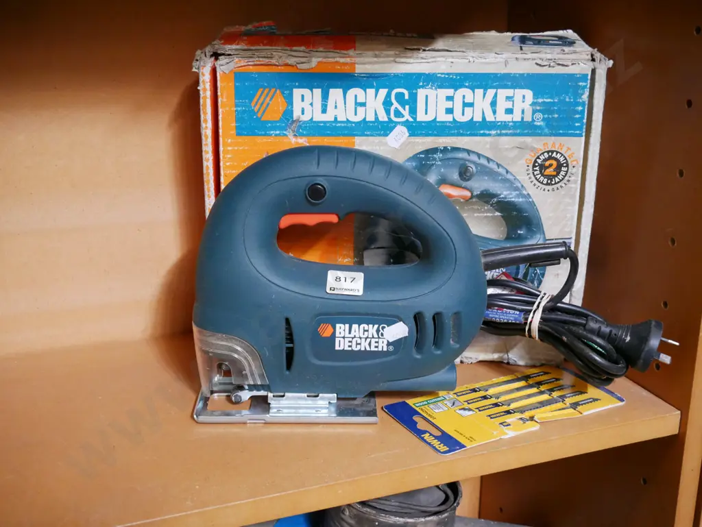 Black & Decker jigsaw Image 1++