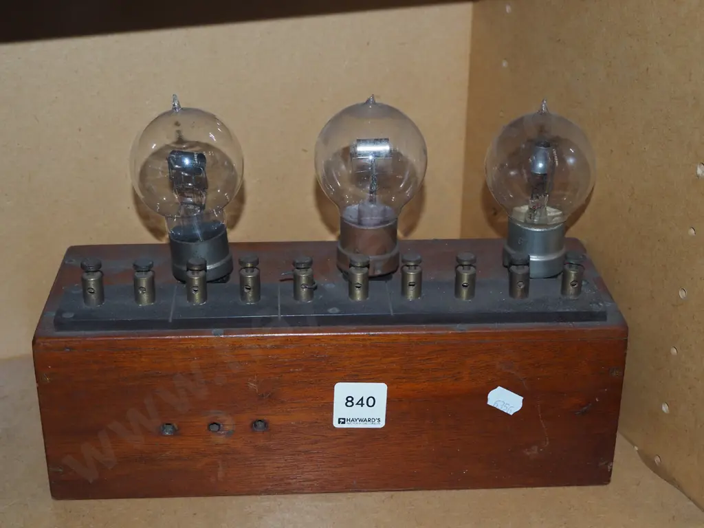 vintage electronic light box Image 1++