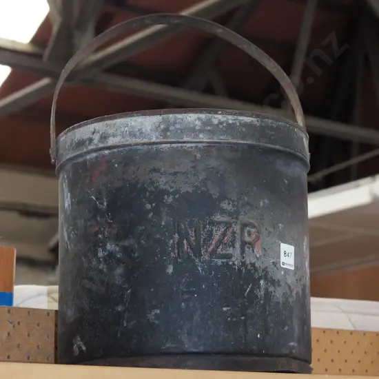 NZR bucket