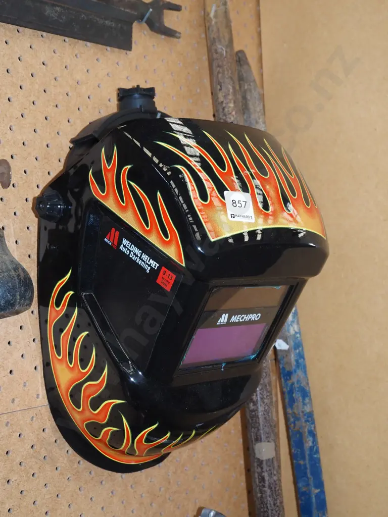 Metpro welder's mask Image 1++