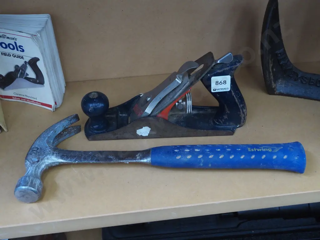 East Wing hammer, small plane Image 1++