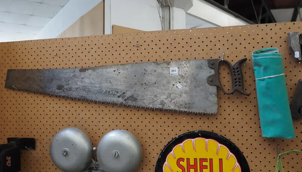 hand saw, canvas bag Image 1++