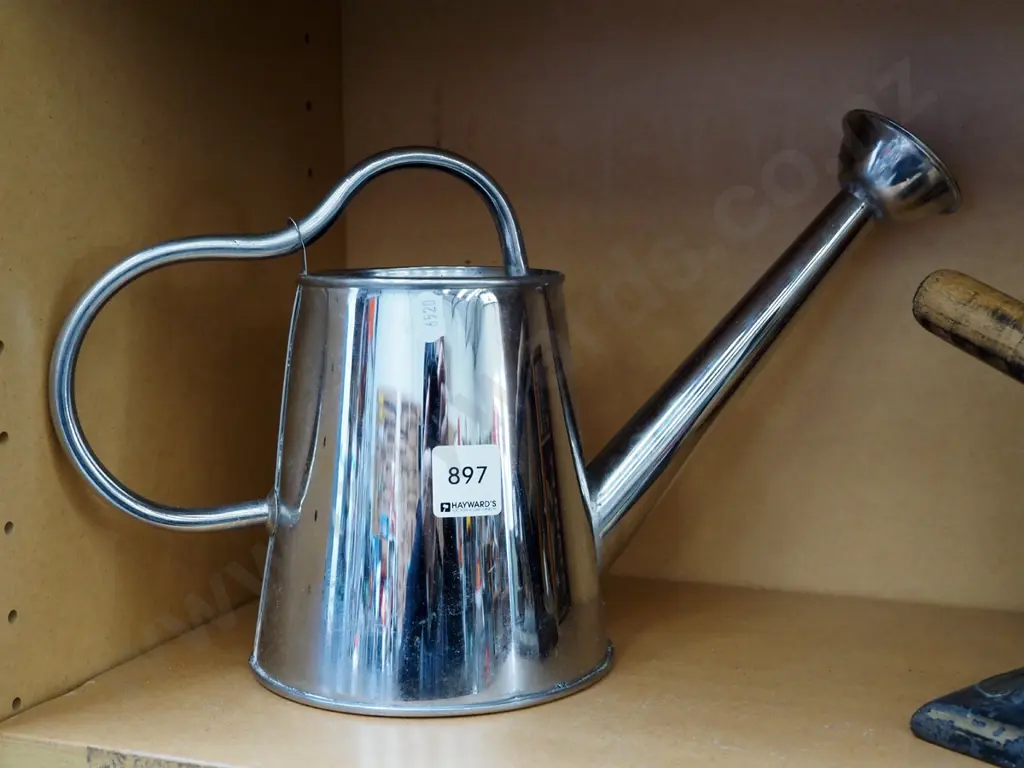 small stainless steel watering can Image 1++