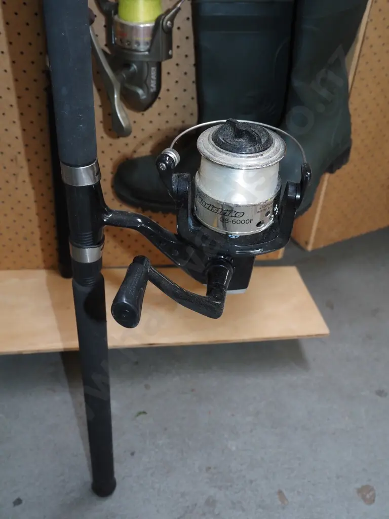 fishing rod and reel Image 1++