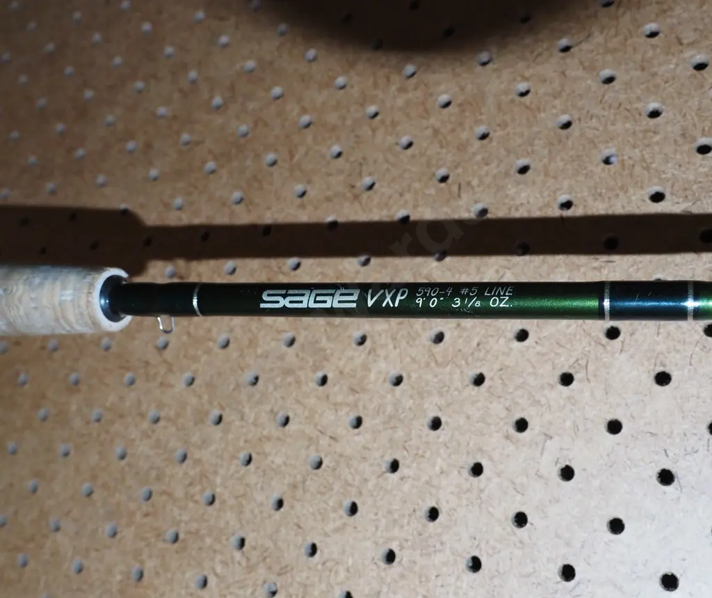 fly fishing rod, reel and carry case - red dots Image 1++