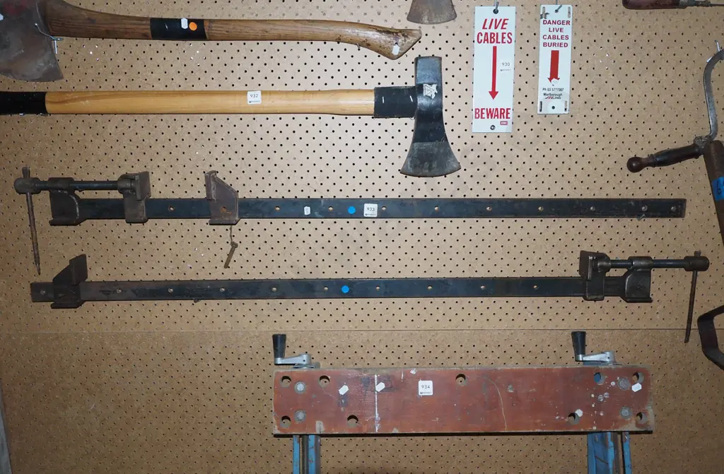 2x sash clamps - blue dots Image 1++