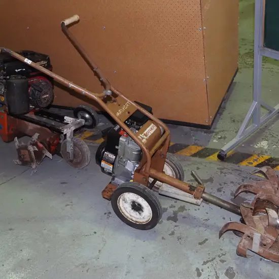 Masport 4 tyne rotary hoe with Briggs & Stratton motor