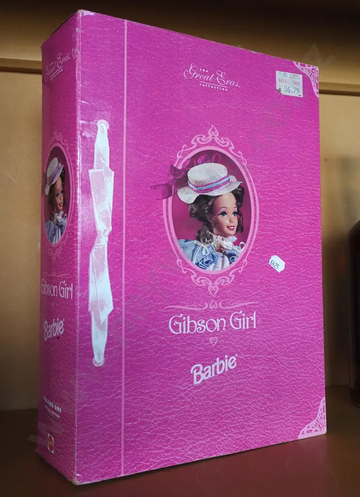 boxed as new Gibson Girl Barbie Image 1++