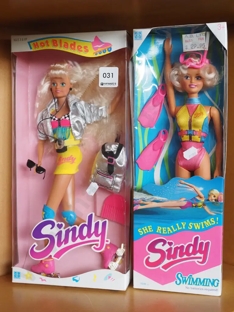 2x boxed as new Sindy dolls Image 1++