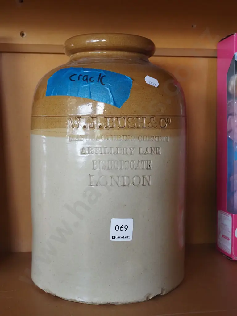 WJ Bush & Co wide mouth storage crock - has crack and chips Image 1++