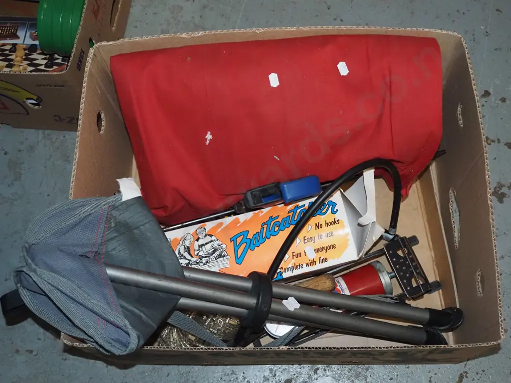 box; lilo, quick release clamp, small stool etc Image 1++