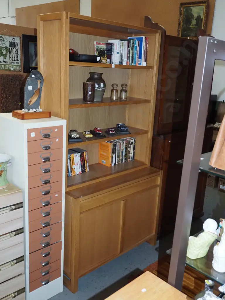 solid oak and mdf wall unit - 2 doors, 1 drawer H1870 W1025 D485 Image 1++