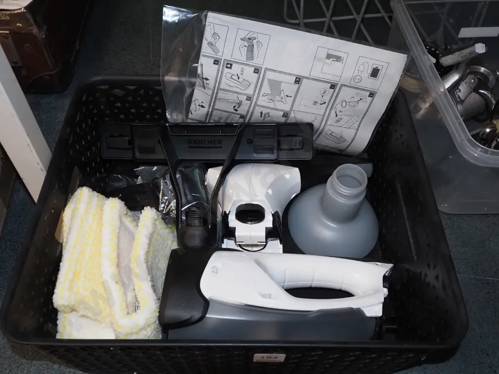 Karcher battery powered glass cleaner Image 1++