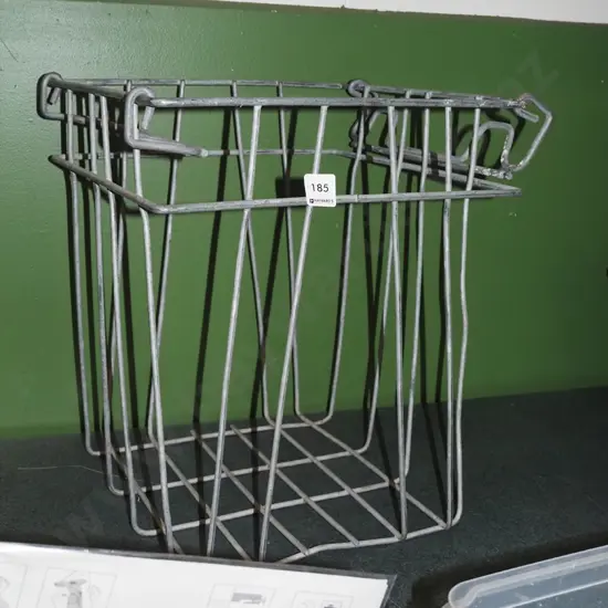metal wire crate