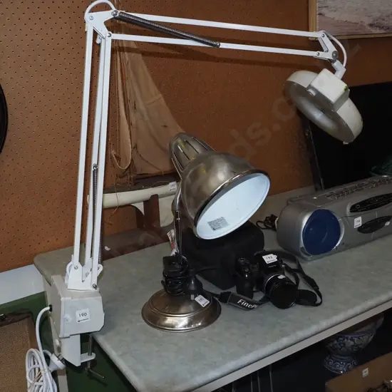 illuminated anglepoise magnifying glass