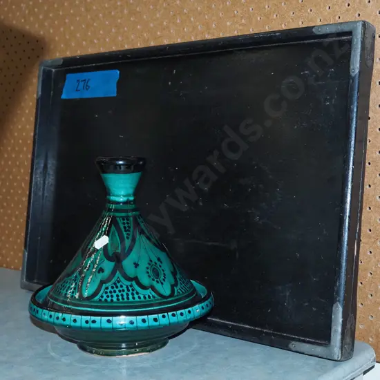 black painted wooden tray, small tangine H220