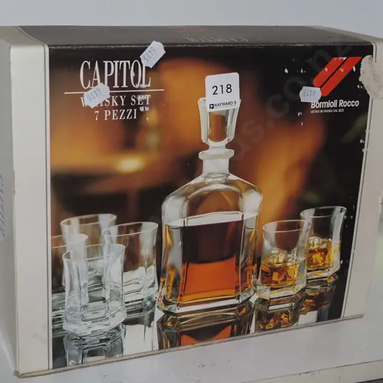 boxed crystal whisky set