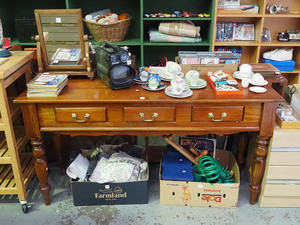 reproduction hardwood turned leg 3 drawer hall table H770 W1500 D460 Image 1++