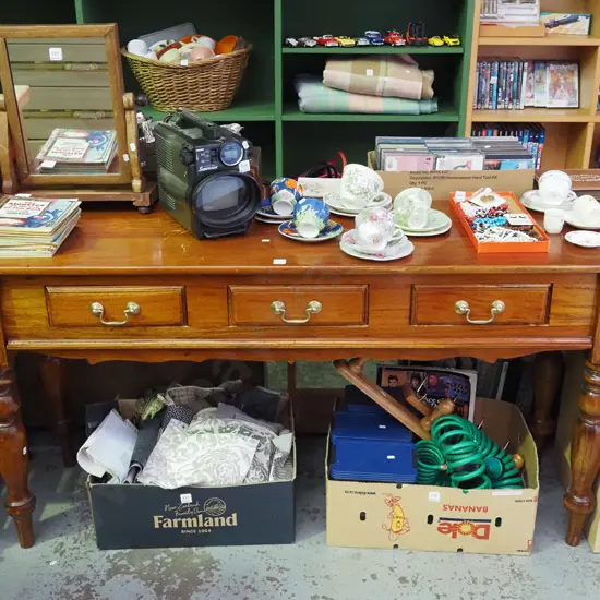 reproduction hardwood turned leg 3 drawer hall table H770 W1500 D460