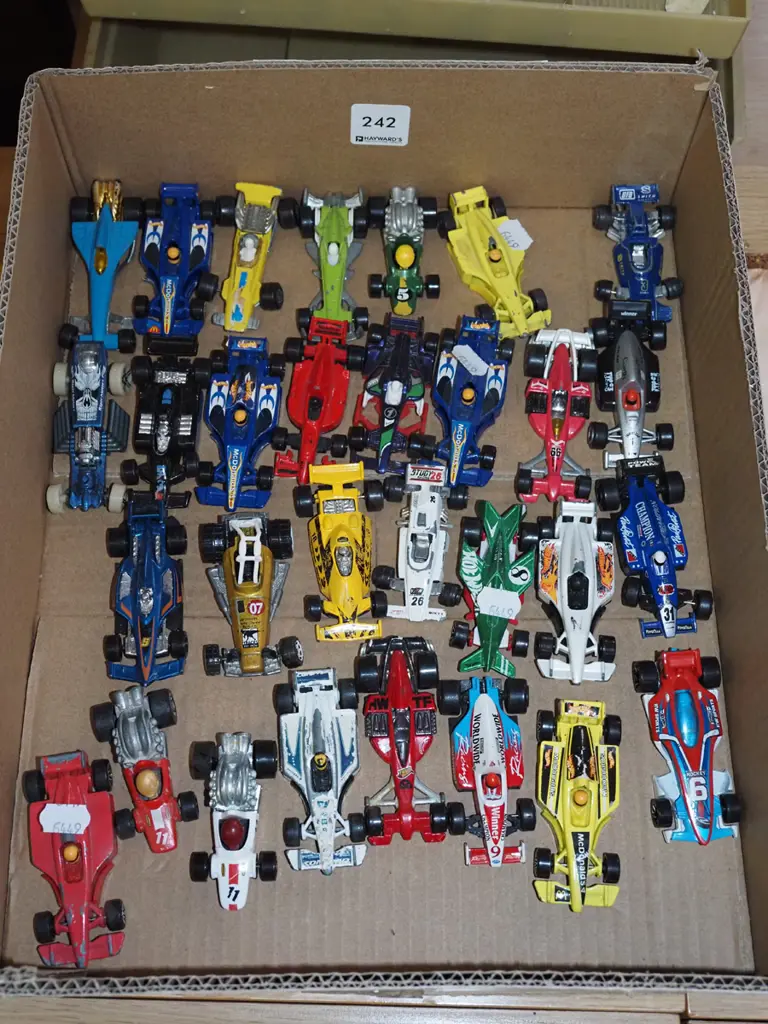 box of model Formula 1 cars Image 1++