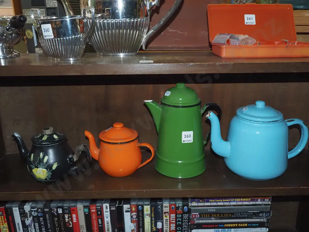 3x enamel teapots, coffee pot etc Image 1++