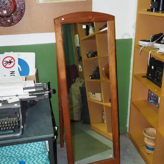 freestanding dressing mirror H1530 W540