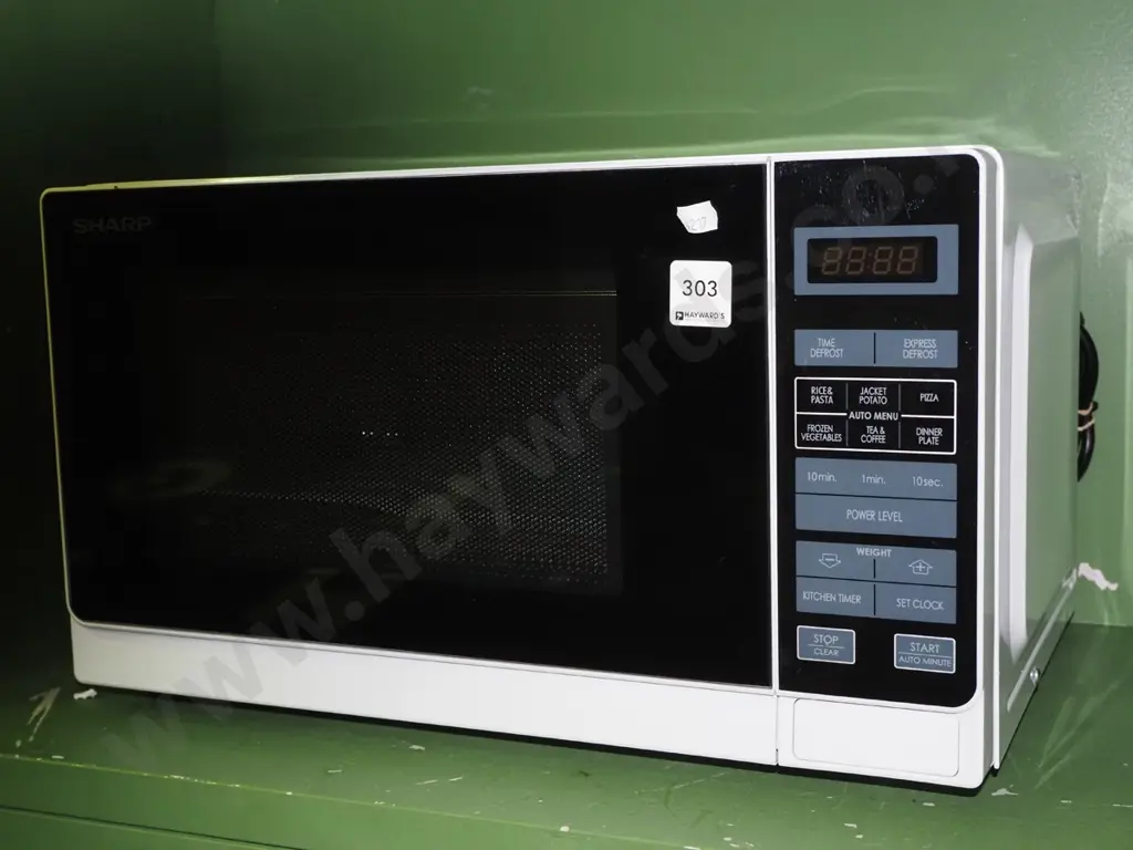 Sharp as new microwave Image 1++