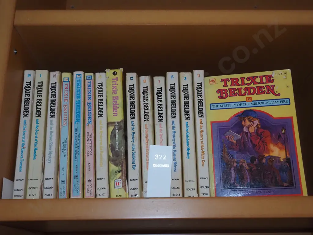 Trixie Beldon books Image 1++