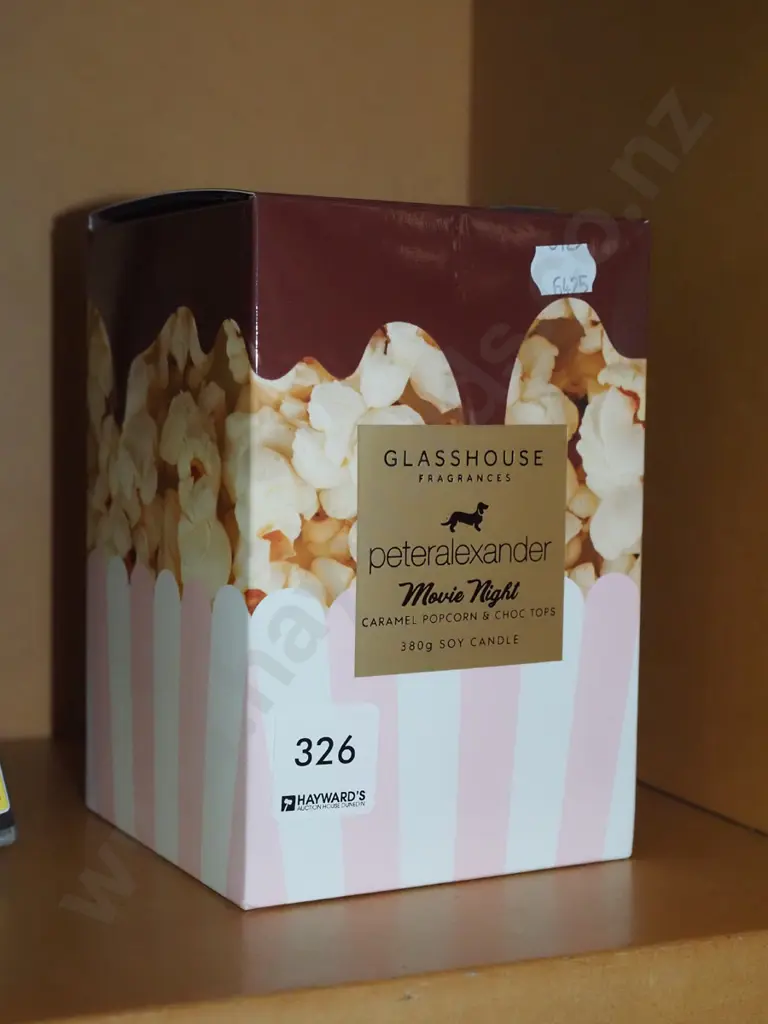 Peter Alexander scented candle Image 1++