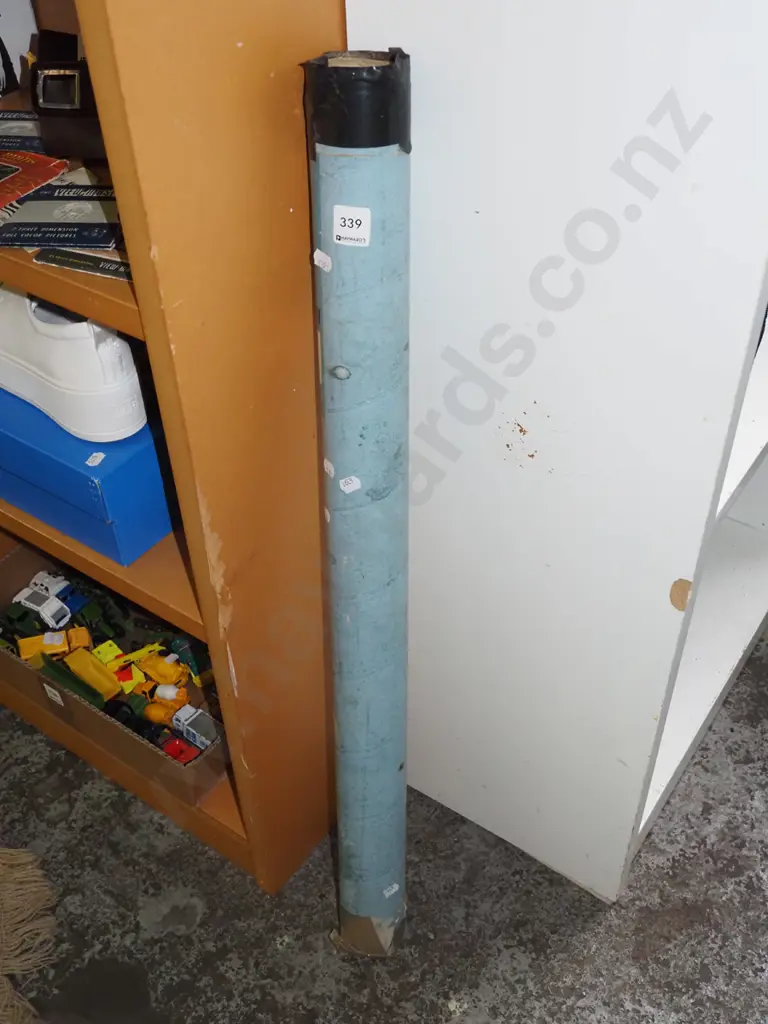 roll of tracing cloth Image 1++