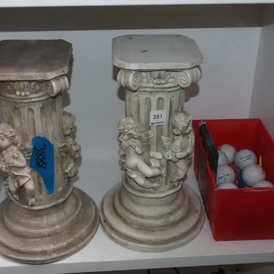 2x composite plinths, tub of golf balls and tees Plinth H310