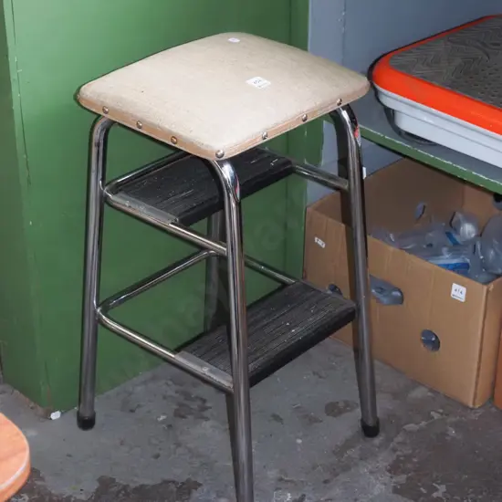 vinyl top kitchen step stool