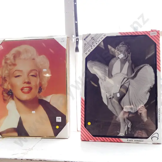 2x framed Marilyn Monroe prints - yellow dots