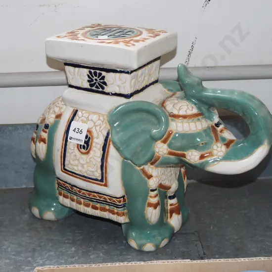 small elephant jardiniere stand H250