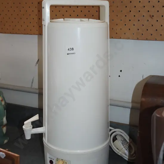 Kambrook 8L tea urn