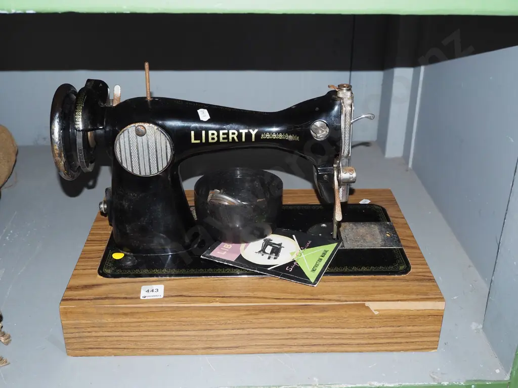 vintage Liberty table top sewing machine Image 1++