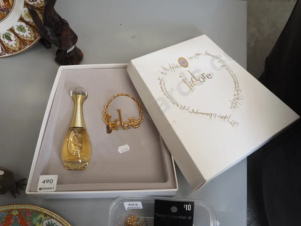 boxed J'Adore eau de parfum 30ml with bracelet Image 1++