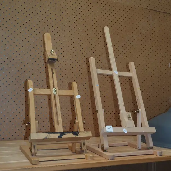 2x small easels