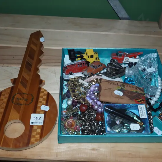 NZ 21st key, costume jewellery etc