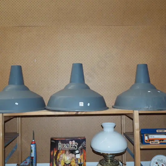 3x large industrial light fittings Diam480