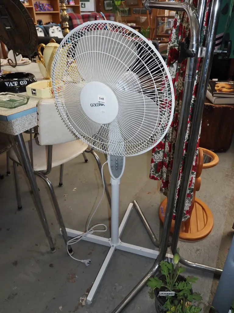 Goldaire oscillating fan Image 1++