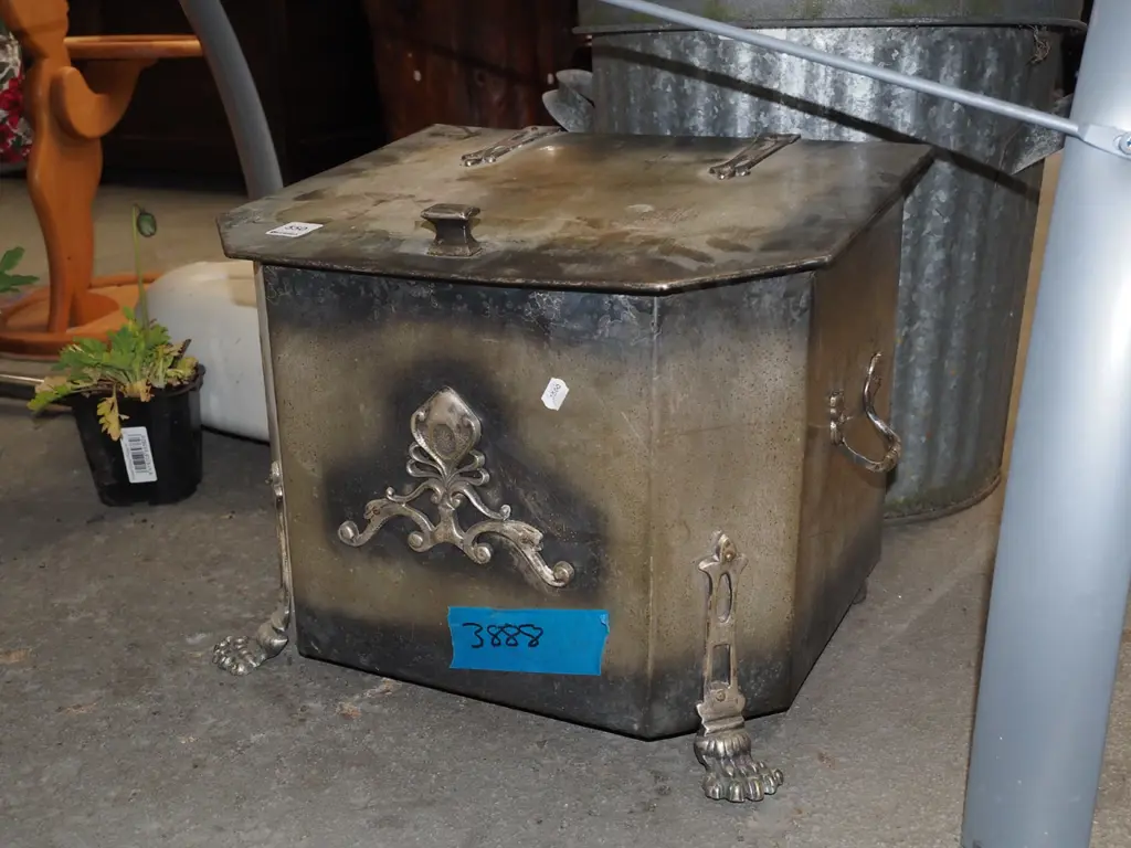 ornate metal coal bin Image 1++